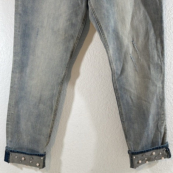 KUT FROM THE KLOTH “Catherine” Boyfriend Denim Jeans with Pearl Embellishments - Picture 4 of 10